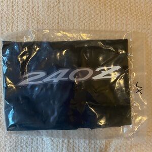 Black Gildan 240Z shirt